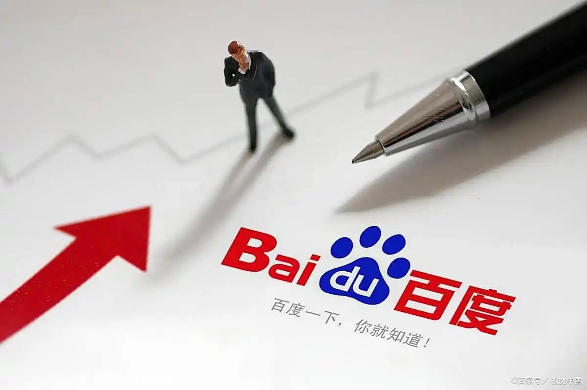 黄子韬徐艺洋戴了无牙仔情侣头套